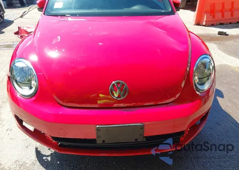 2014 Volkswagen Beetle 2.5L из США, поврежденный, VIN 3VWHX7AT7EM614979
